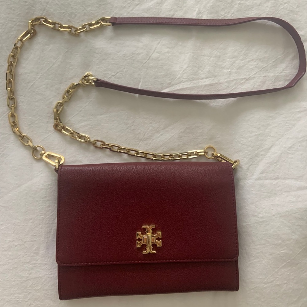 Tory Burch Chain Wallet
